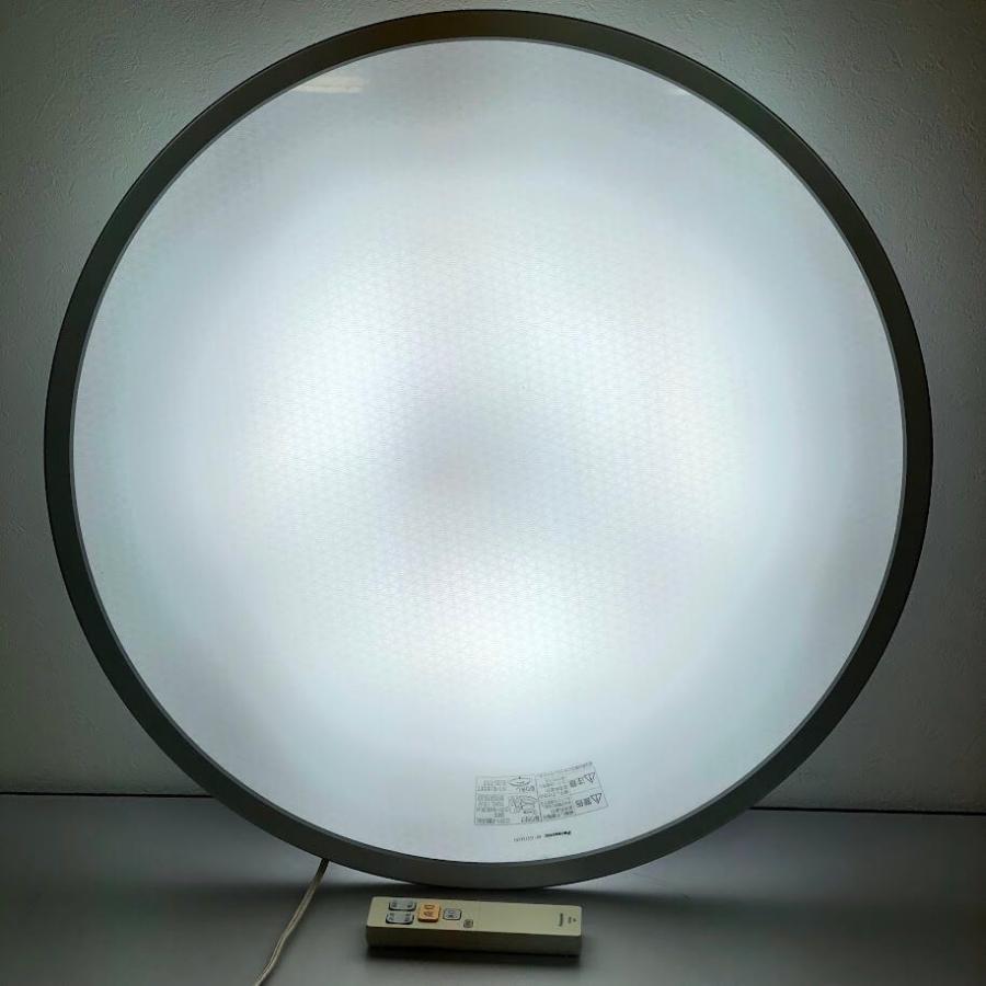 【中古】 パナソニック LEDシーリングライト HH-JCG1242AS 〜12畳 リモコン付き 直径約69cm 東雲柄 Panasonic 天井照明 | Panasonic | 01