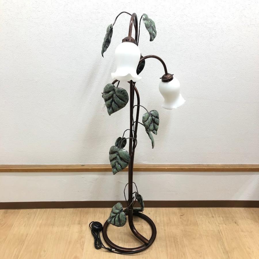 【中古】 フロアスタンドライト 3灯 花のライト アイアン ガラスシェード フリルガラス スイッチ付 アンティーク レトロ フロアライト |  | 01