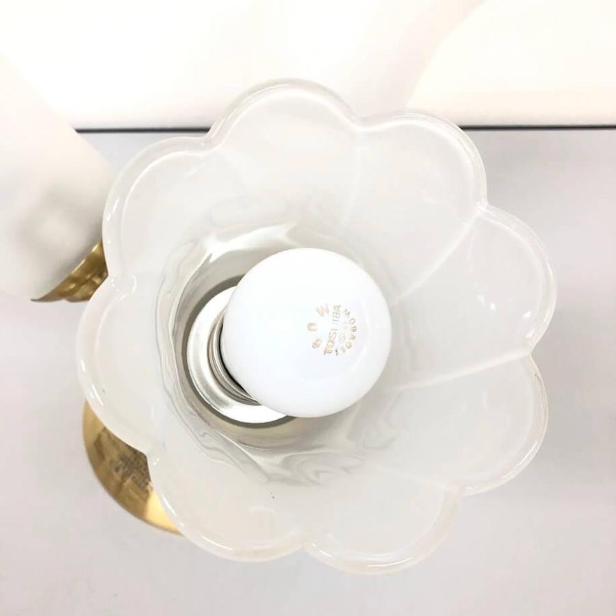 【中古】 コイズミ シーリングライト 3灯 AHE370187-A KOIZUMI シャンデリア 花型シェード ガラス×真鍮 天井照明 リビング照明 フラワー照明 | KOIZUMI | 02