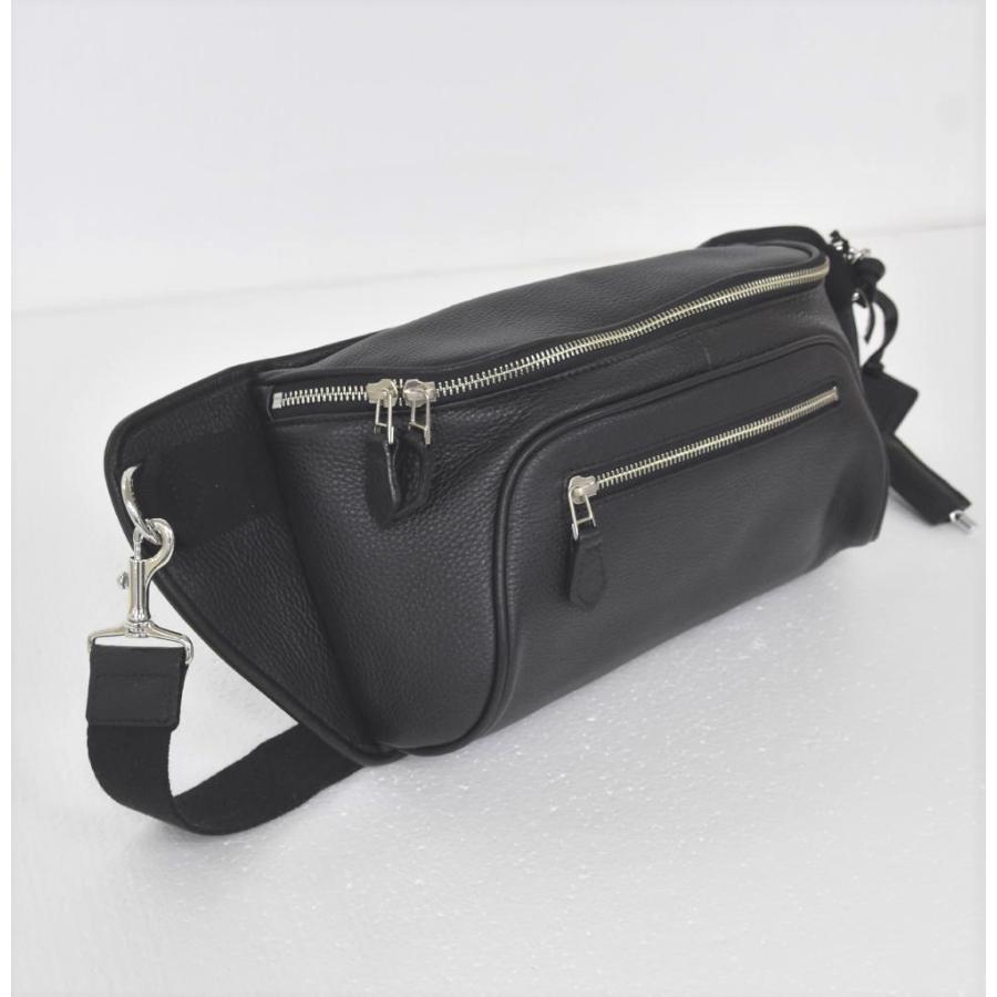 極美品 ペッレモルビダ ボディバッグ ショルダー ブラウン PVC カメラ