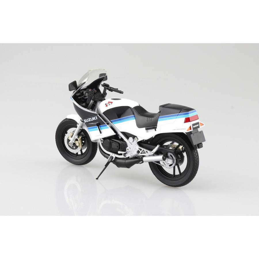 青島文化教材社 アオシマ 1/12 完成品バイク SUZUKI RG250Γ ブルー