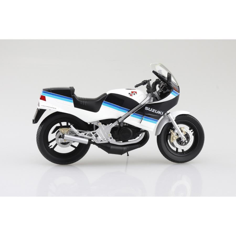 青島文化教材社 アオシマ 1/12 完成品バイク SUZUKI RG250Γ ブルー