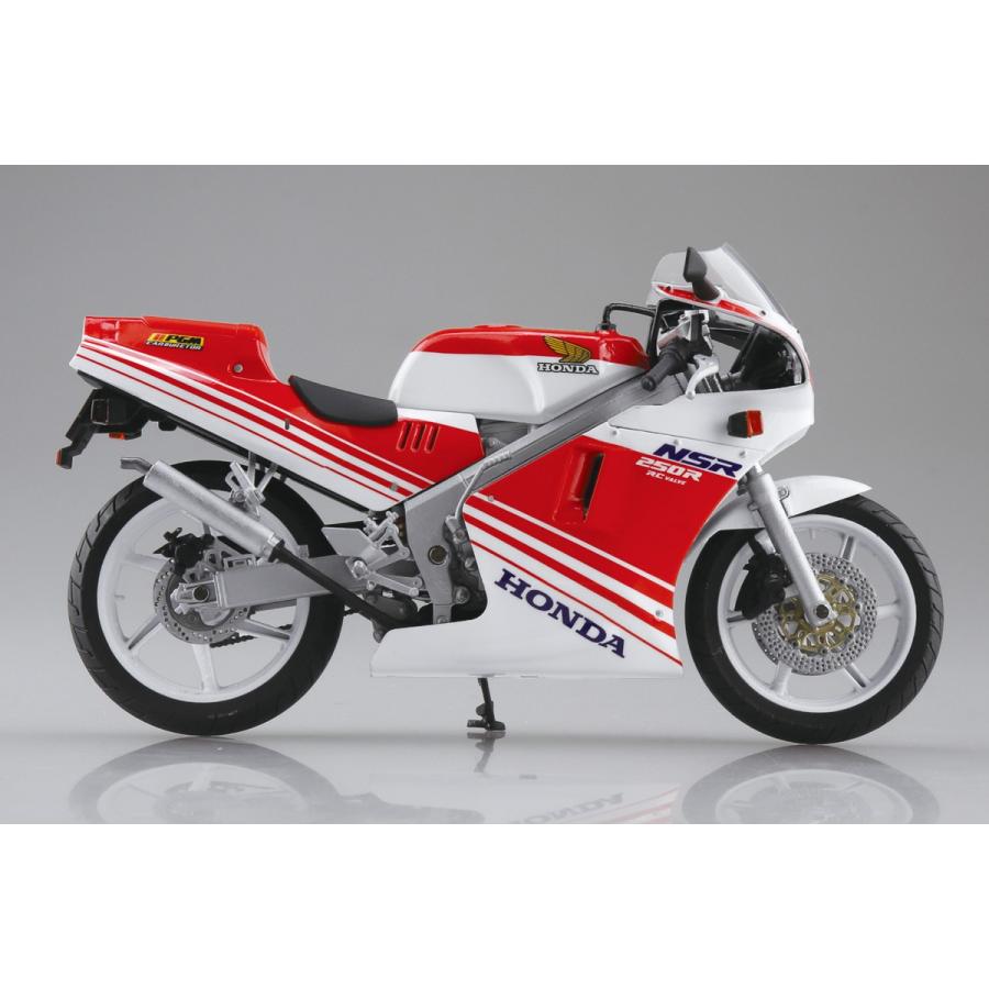 [予約2024年9月発送予定]Honda NSR250R '88 ファイティングレッド/ロスホワイト 1/12 完成品バイク 完成品｜aoshima-bk｜03