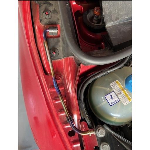 HPdesign アバルト/フィアット500 チタン.ボンネットフード バー HP DESIGN製 ABARTH アバルト FIAT500用 チタン ボンネットバー