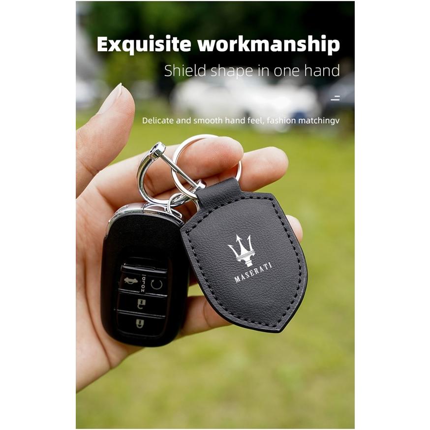 マセラティ ロゴマーク入り シールドスタイリングキーホルダー