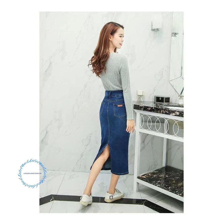 SALE✨オールシーズン✨ベージュ✖️くすみブルーお花のストレッチデニムスカート✨ SALE✨オールシーズン✨ベージュ✖️くすみブルーお花の