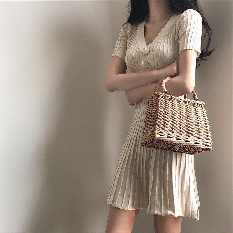 ミニ丈ワンピース 半袖 春夏 無地ワンピース レディース Vネック ニットスワンピース タイト プリーツワンピース オシャレ 体型カバー セール特価