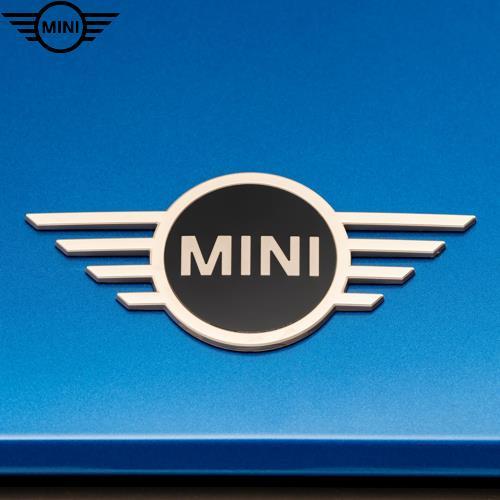 BMW MINI純正 エンブレム (フロント) (F65/F66) : APdirect - 通販 