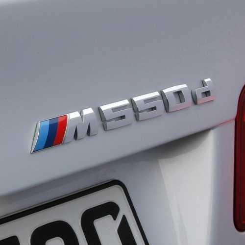 BMW純正 \"M 550d\"" エンブレム(F10)"