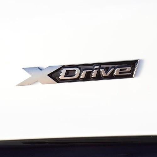 BMW純正 \"X Drive\""エンブレム(F44)"