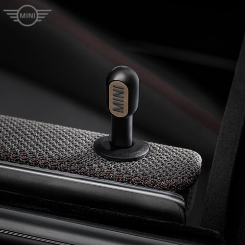 MINI 純正ドアロックピン 4本セット　エッセンシャルブラック BMW MINI純正 MINIロゴ ドア・ロック・ピン(2個入り) : APdirect