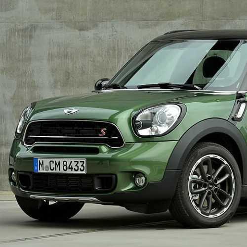 MINI純正 ピアノブラックエクステリア・ヘッドライト・リング (R60/R61) | BMW | 03
