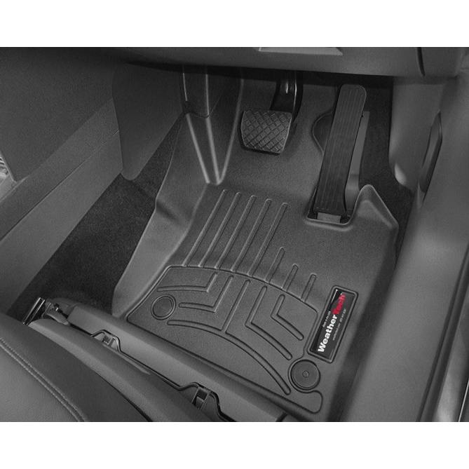 ゴルフトゥーランのフロアマット VW フォルクスワーゲン 新型ゴルフ トゥーラン フロアマット トランク