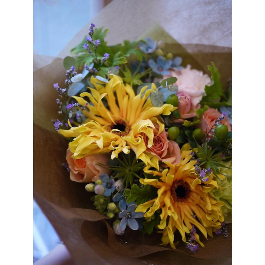 生花花束 イエロー指定 指定料500円込 Sサイズ 花 ギフト 開店祝 誕生日 歓送迎会 送別 卒業 結婚 お祝い 記念日 プレゼント 母の日 父の日 敬老の日 Frsb 4903 Apertiofloris 通販 Yahoo ショッピング