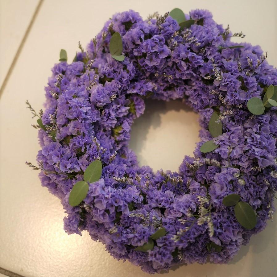 スターチスのドライになるリース＊花 ギフト 開店祝 誕生日 送別 歓送