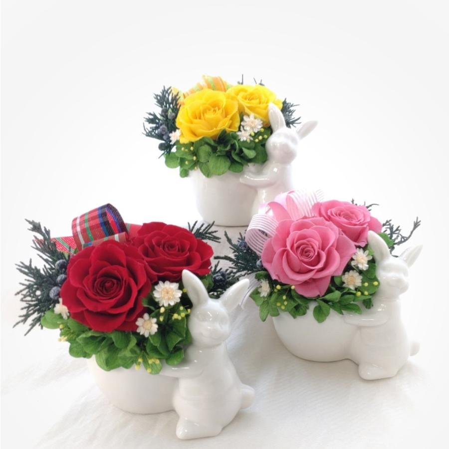 ウサギ型プリザーブドフラワーアレンジメント 森のうさぎ