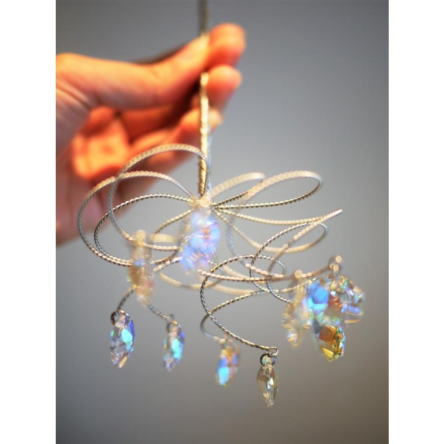 スワロフスキー♡Aurora flower。:.゜ஐ⋆*サンキャッチャー♡