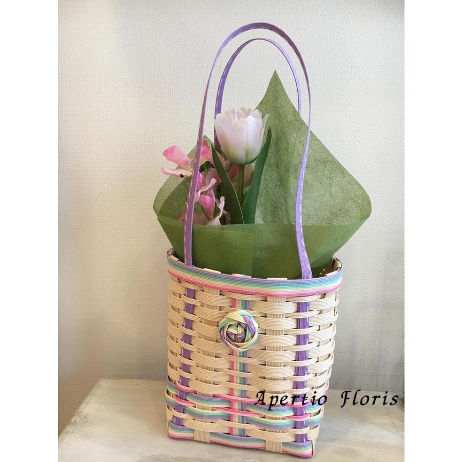 クラフトバンドカゴバッグ白紫 ミニバッグ チューリップとスイートピー付 Z021s Apertiofloris 通販 Yahoo ショッピング