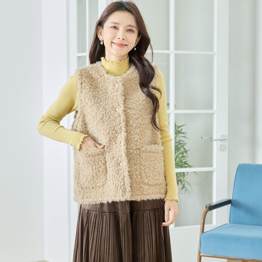 TRUBE 【SALE 40%OFF 3/6 10:00まで】フェイクファーベスト 前開き【M