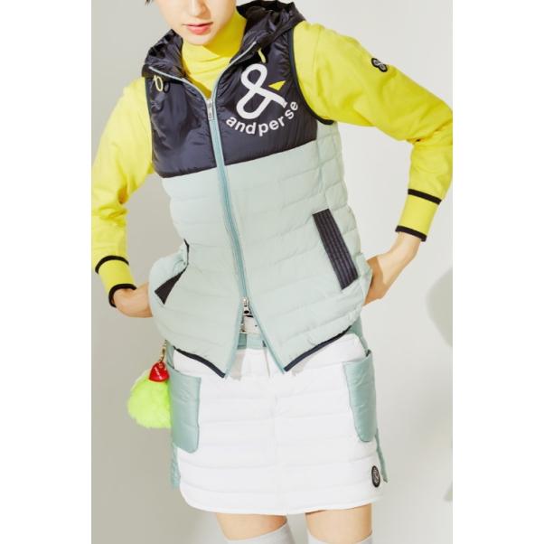 美品！　and per se デカロゴ　中綿スカート　S and per se 30％OFFセール！ アンパスィ ゴルフ 2023秋冬新作