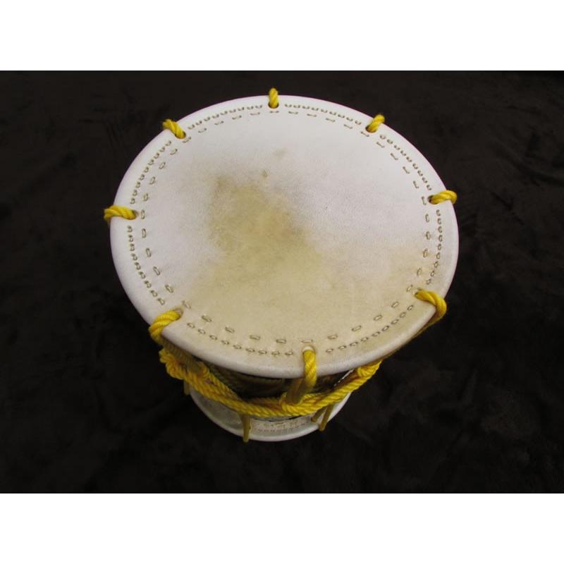 三島屋楽器店 オリジナル桶胴太鼓 1尺 (直径約30.5cm） イエロー 吊りバンド+バチセット 【担ぎ桶胴太鼓 おけどうだいこ】の画像