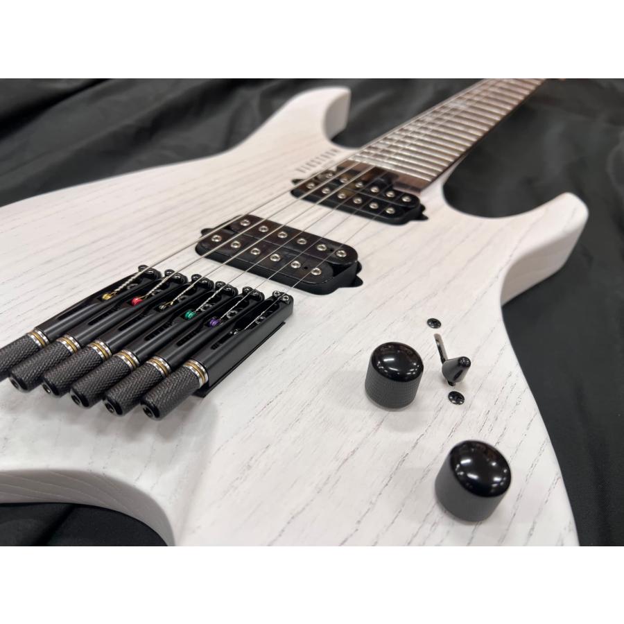 新品特価品】VIKSTROM VSMH260/TWH（ヘッドレスギター）【イオン新潟西