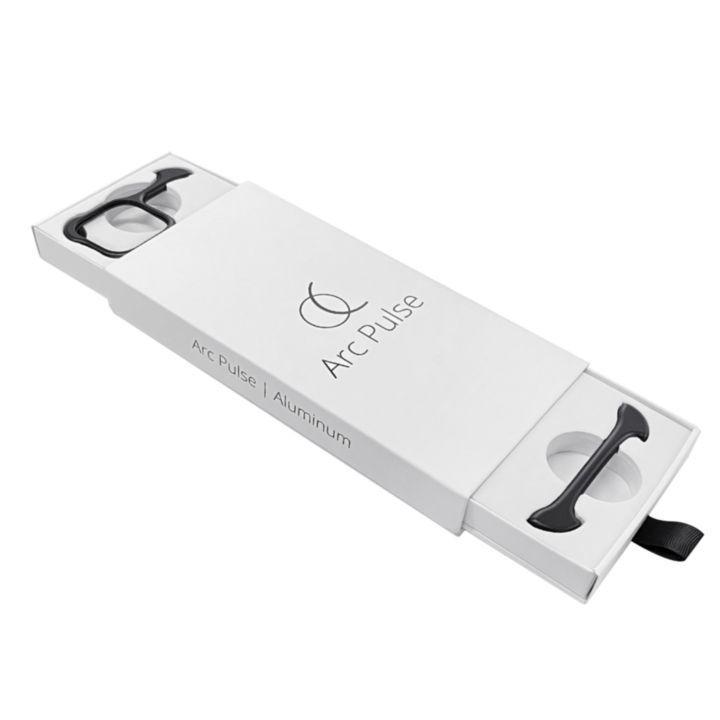 Arc Pulse アルミ・マットブラック iPhone 13 Pro Max スライドオン装着 アイフォン バンパー型ケース ミニマル設計  エッセンシャルデザイン