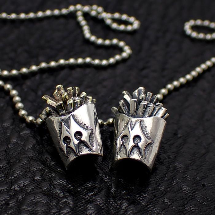 マッド フライドポテト ペンダント (プレーンケース)(2種) ポテト  