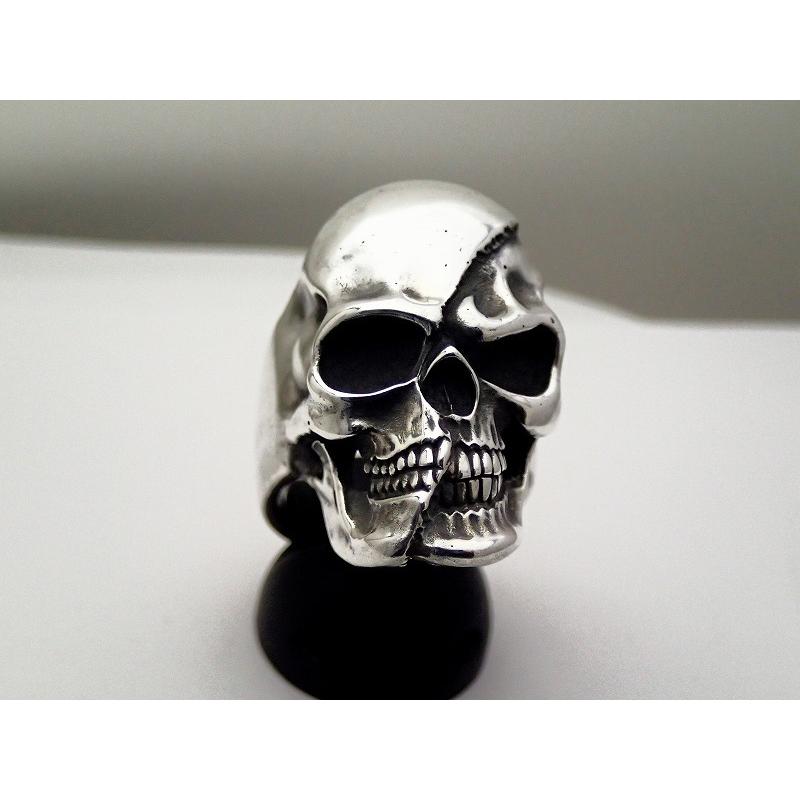 スカルリング スカル リング ドクロ 指輪 大きい 髑髏の指輪 最強 ツーフェイス シルバーアクセサリー シルバー インパクト ツーフェイスドスカルリング 19 5号 Cs1723 195 アップルハウスweb支店 通販 Yahoo ショッピング