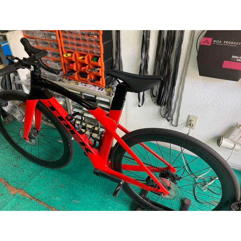 ラスタカラー グリップ old mtb等に レア ドレッド ラスタカラー グリップ old mtb等に レア ドレッド - メルカリ