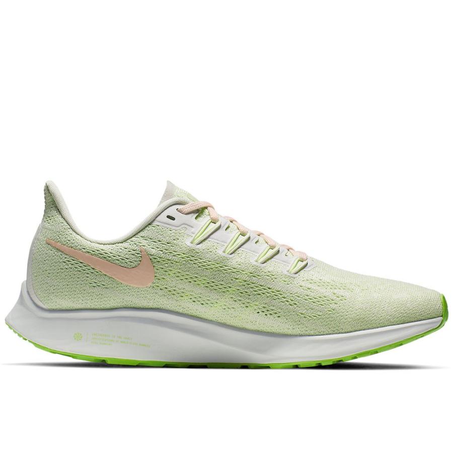 blue and red vapormax plus