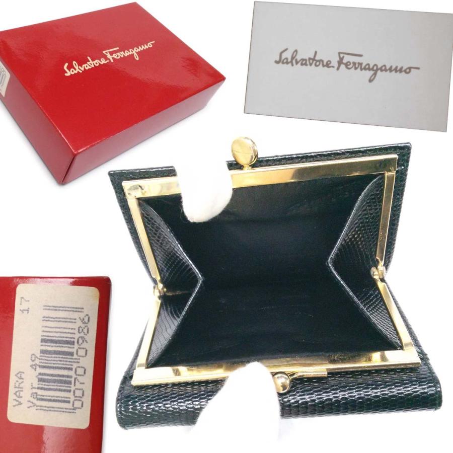 フェラガモ　がま口財布 フェラガモ Ferragamoヴァラ ダークネイビー型押し がま口 折り