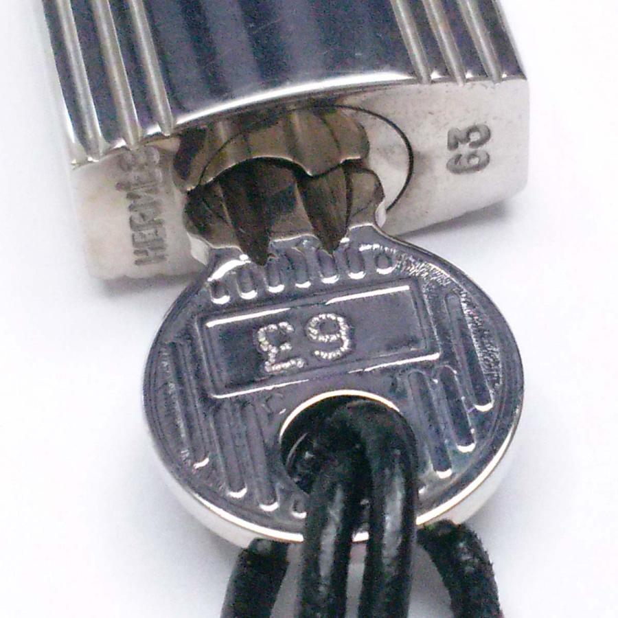 HERMES 【新品同様-超美品】エルメス カデナ 南京錠 鍵63番エール 