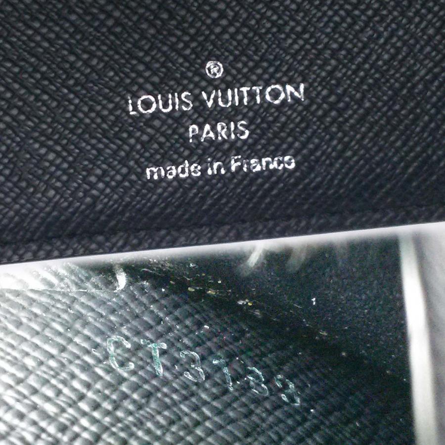 LOUIS VUITTON 【超美品】ルイヴィトン エピ 黒 二つ折り札入れ  