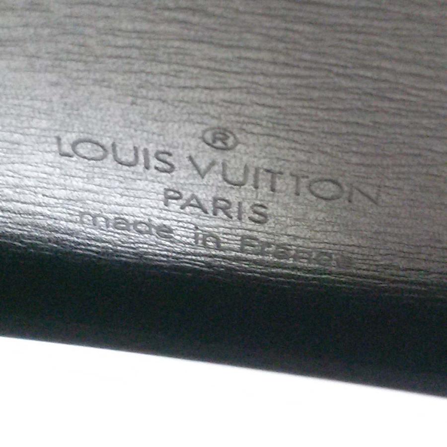 LOUIS VUITTON（ルイ・ヴィトン） 【美品】ルイヴィトン エピ 黒 パス