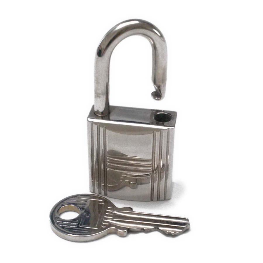エルメス カデナ 鍵 セット シルバー金具 121番 HERMES（エルメス） 【美品】エルメス カデナ 鍵 121番 バッグチャーム