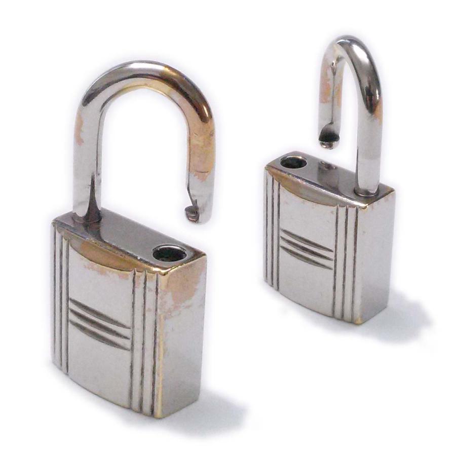 HERMES（エルメス） カデナ 鍵 102番 バッグチャーム開けたい方