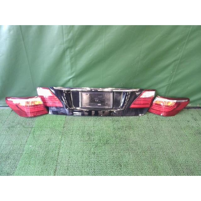 レクサス（LEXUS） LS DBA-USF40 中期テール1台分 212 50-119 50-117