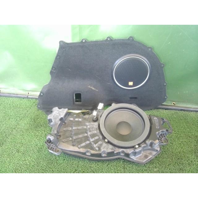 ハリアー DBA-ZSU60W スピーカー 070 86150-0W220 86150-48060 JBL