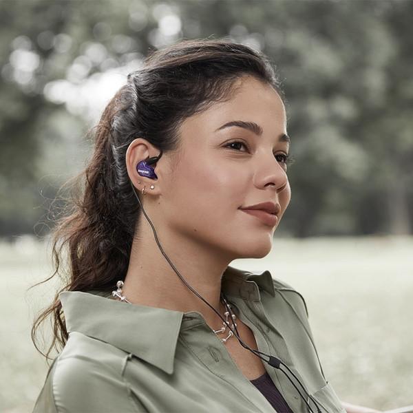SHURE イヤホン 有線 シュア SE215SPE-PL-A パープル 高遮音性 SHURE イヤホン 有線 シュア SE215SPE-PL-A パープル 高遮音性