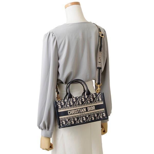 Christian Dior ディオール ハンドバッグ ネイビー M1326CZBB Christian Dior ディオール ハンドバッグ ネイビー M1326CZBB