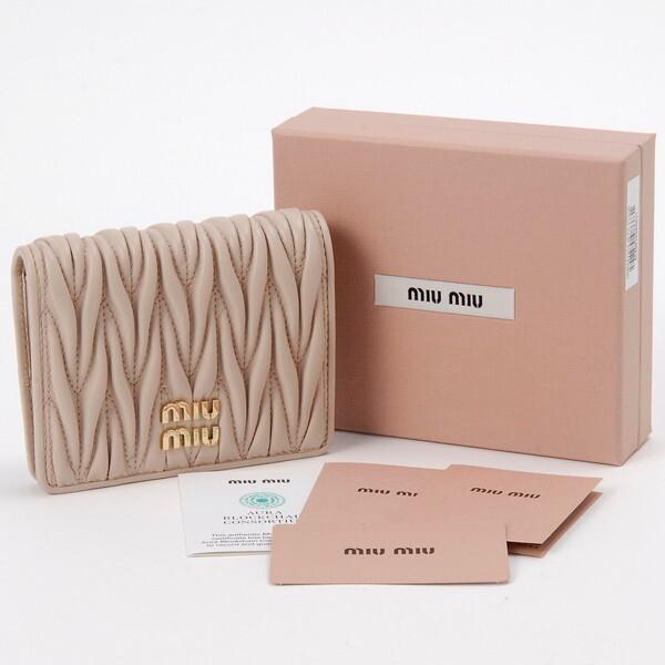 miu MIU ミュウミュウ 二つ折り財布 ピンク 5MV204 2FPP F0236 miu MIU ミュウミュウ 二つ折り財布 ピンク 5MV204 2FPP F0236