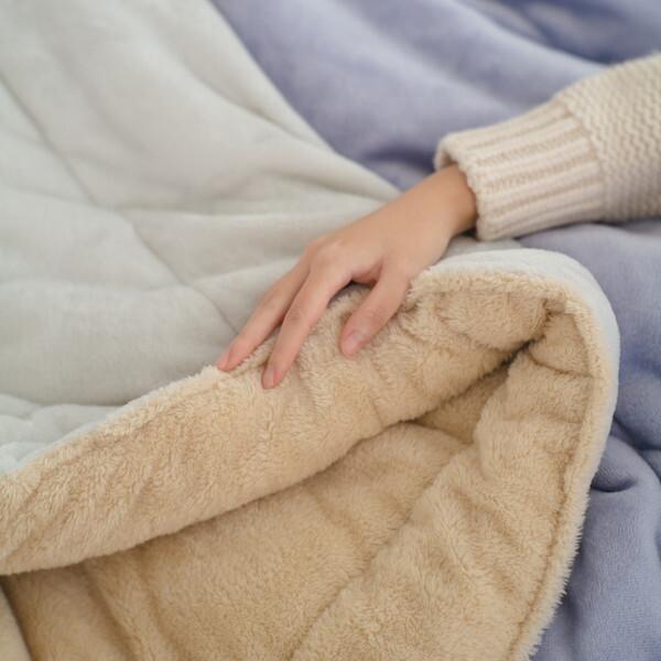 西川（nishikawa） hauu もちもちブランケット(リバーシブル・吸湿発熱