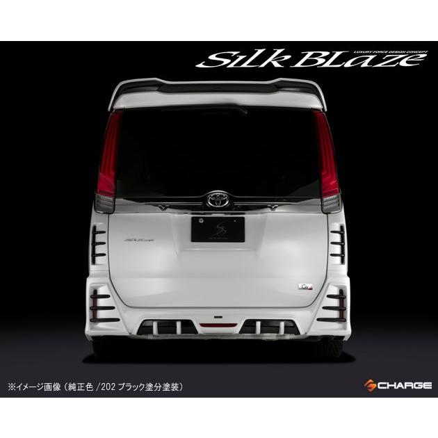 新品、未使用　80系　ノア　ヴォクシー　リアウイング 未塗装 シルクブレイズ 80系ノア/ヴォクシー G's / GR SPORT Si ZS リアウイング 未塗装