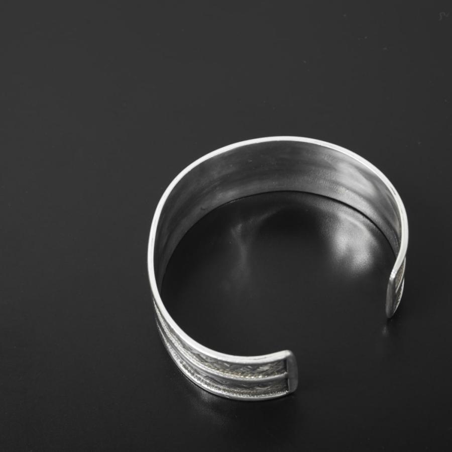 トゥアレグ シルバー ジュエリー TOUAREG SILVER JEWELRY センター