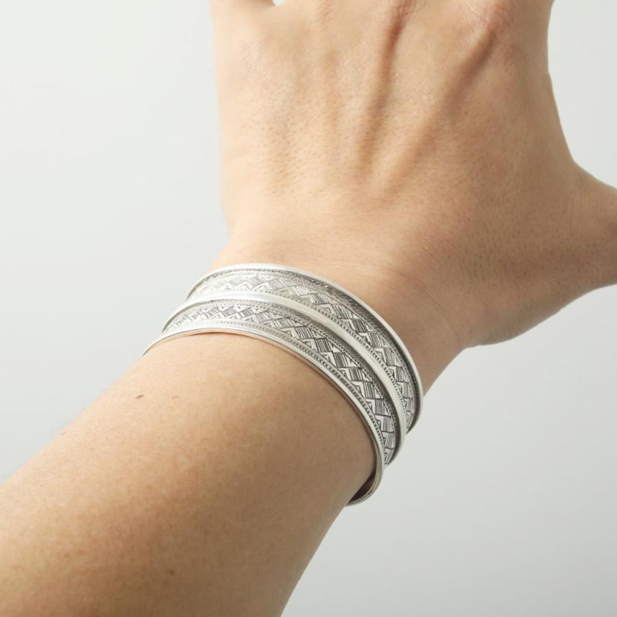 トゥアレグ シルバー ジュエリー TOUAREG SILVER JEWELRY センター