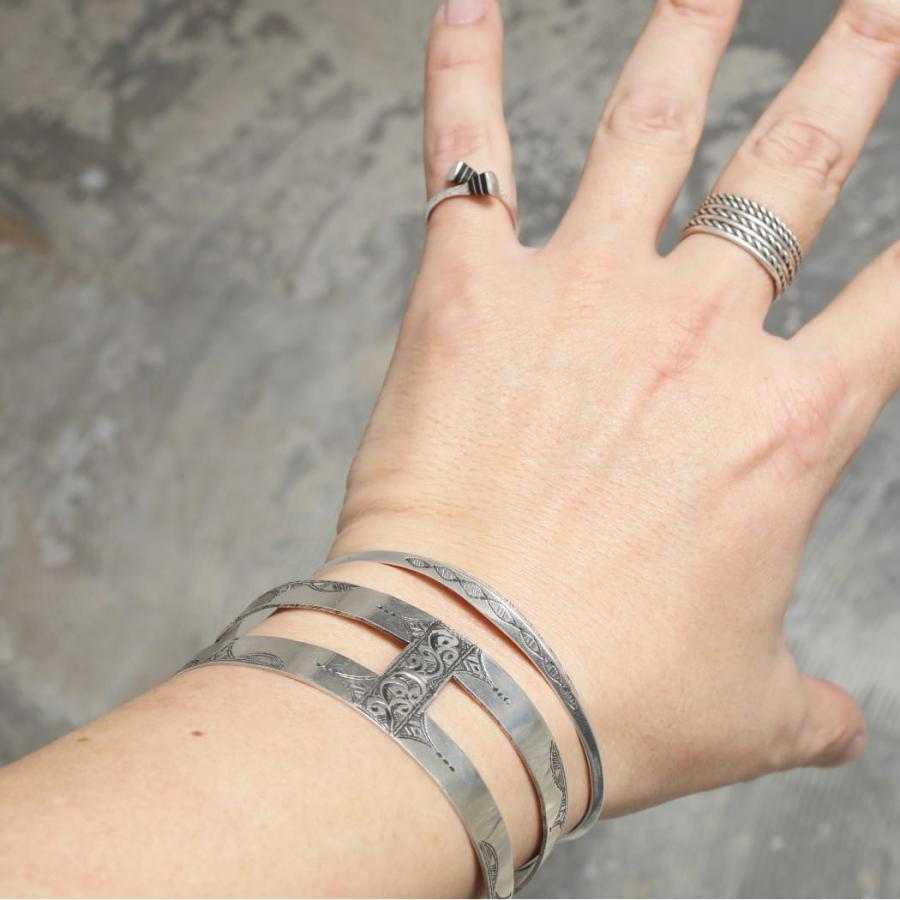 TOUAREG SILVER JEWELRY トゥアレグ シルバー ジュエリー シルバーバングル SMALL H シルバー Fの画像