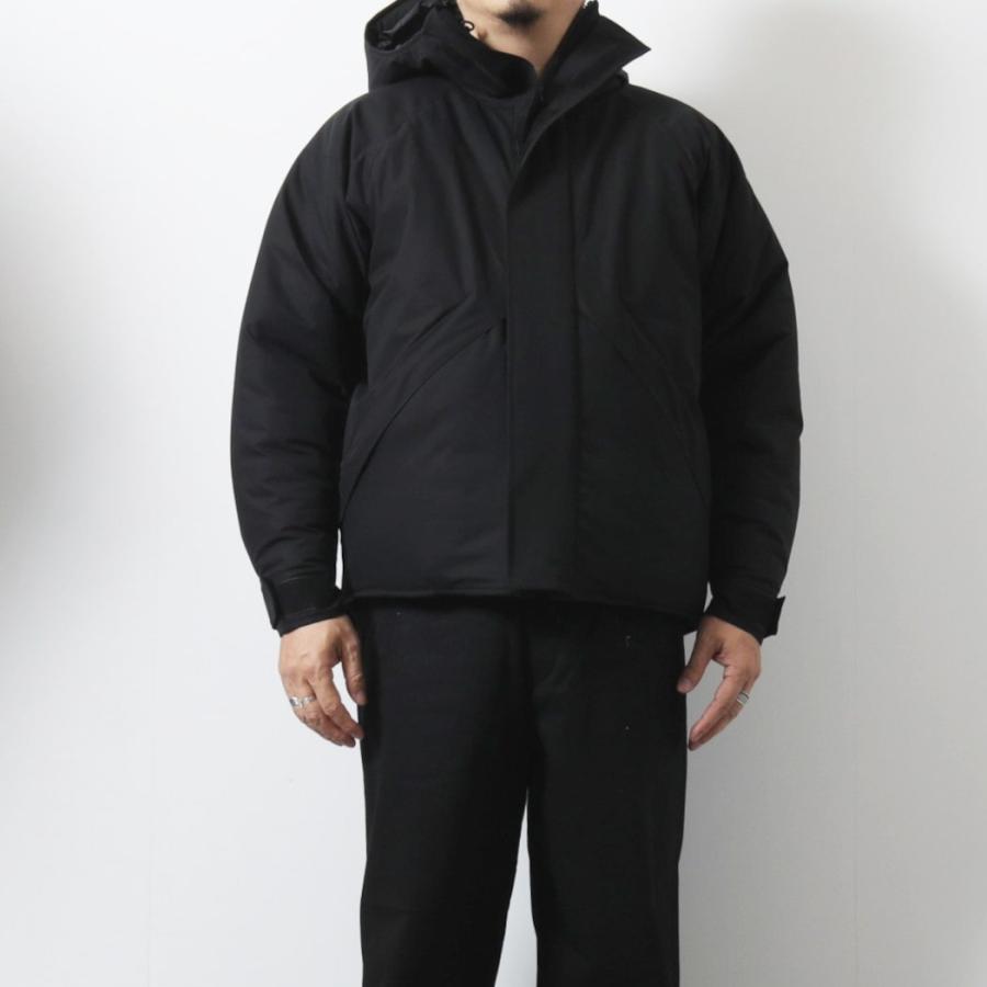 INTERIM（インテリム） HI-LOFT WATER PROOF INSULATED HOODED JACKET 