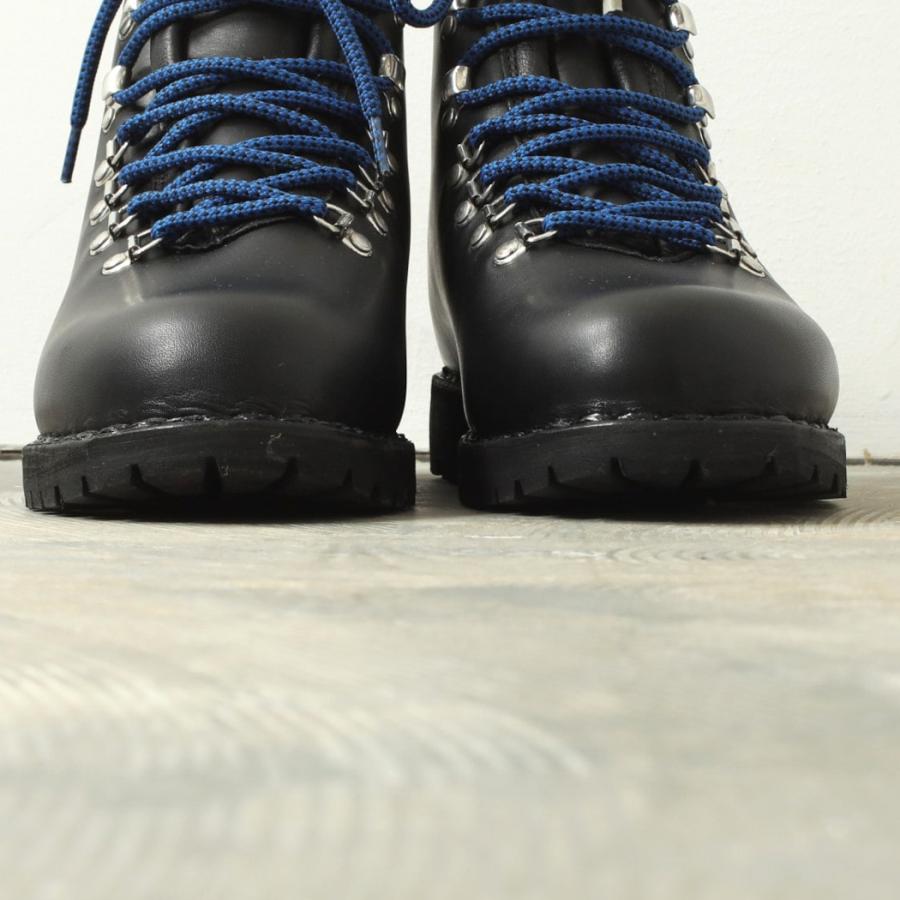 MERRELL（メレル） Wilderness ウィルダネス トレッキングシューズ