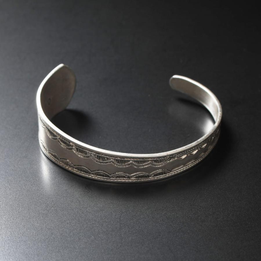 TOUAREG SILVER JEWELRY トゥアレグ シルバー ジュエリー POURE SILVER BANGLE アシンメトリー シルバーバングル シルバーの画像
